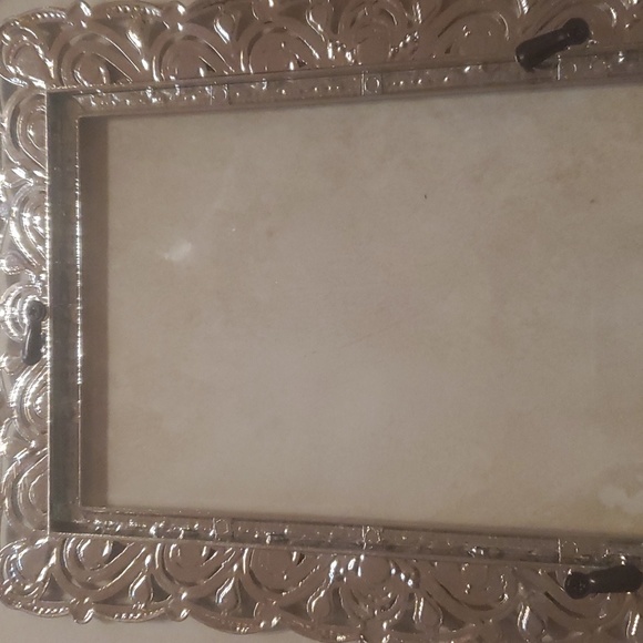 Silvertone Rhinestone Scroll Picture Frame 4x6 Photo - Picture 4 of 5